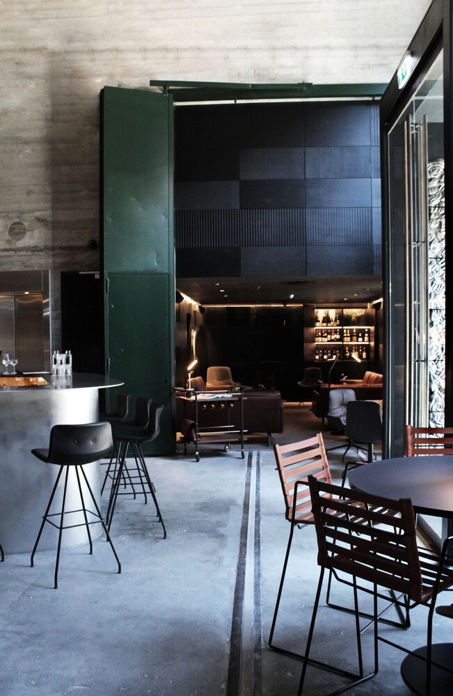 The Socialist, a Tribute Portfolio Hotel