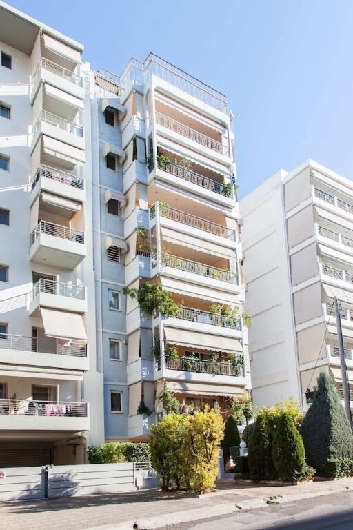 Beautiful 3 bedrooms apt in N. Smirni