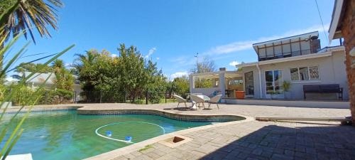 Garden Court Guest House