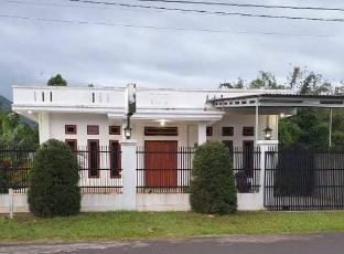 SPOT ON 92777 Leheran Homestay