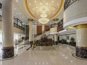 Yinmao Hotel (South Gate)