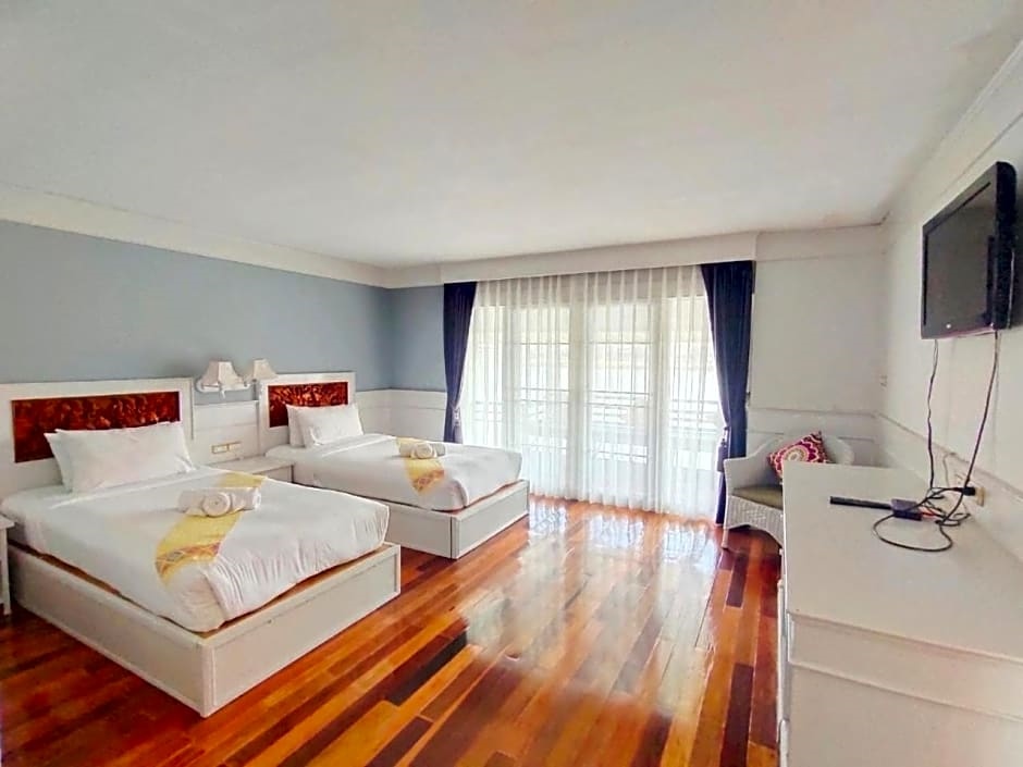 ??????????? ???????? River Breeze Chiangsean