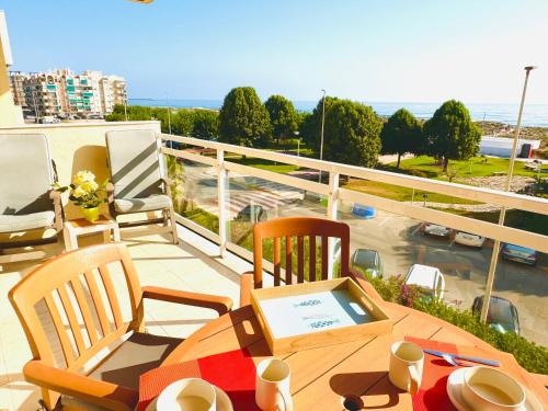 .Apartamento 1a Linea de Playa Piscina Parking Daimus