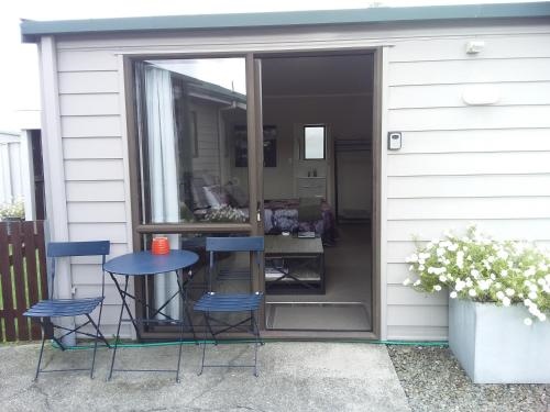 Chris And Dave's B&B