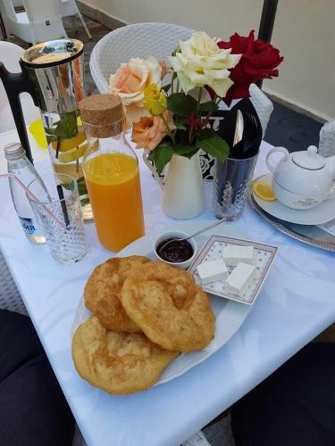 Green Hill Guest House