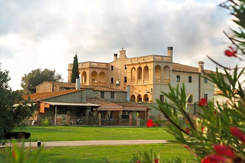 Mas Gran de Cru lles Mas Rural Hotel