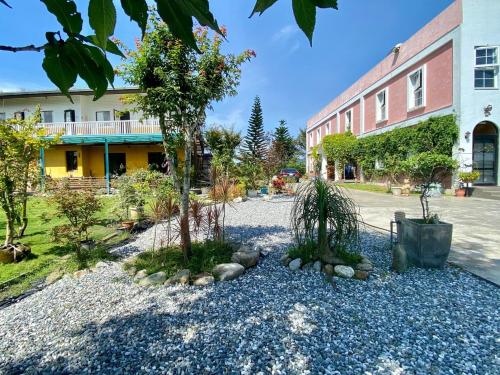 Lei Mi Er Hua Yuan Min Su