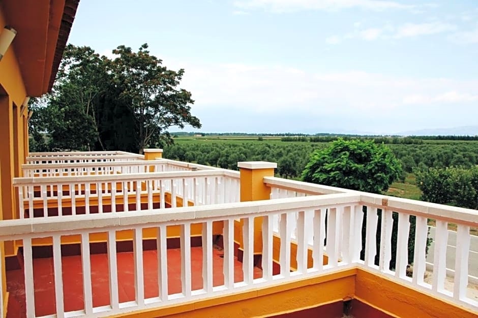 Alt Emporda Hostal-Restaurant