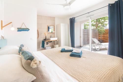 BLUE WAVE - 2 bedrooms - Orient Beach!