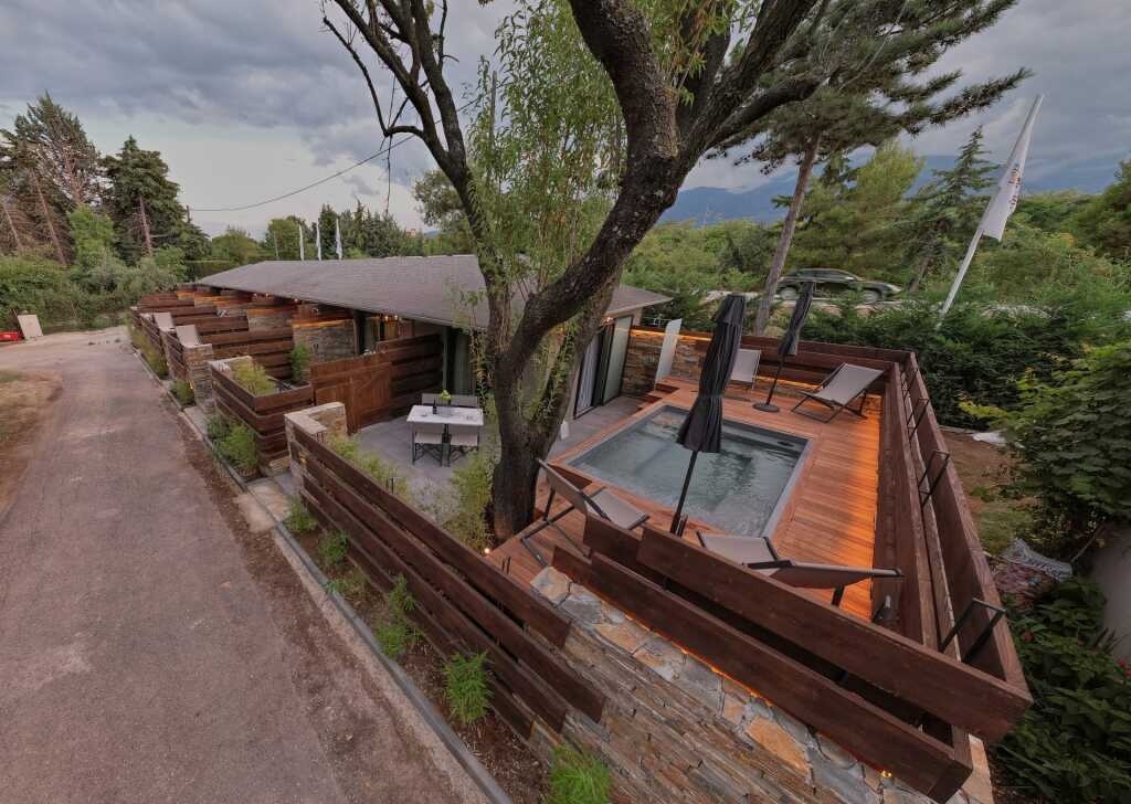 Sylvia Camping & Luxury Suites