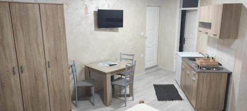 Apartment Flora Arandjelovac