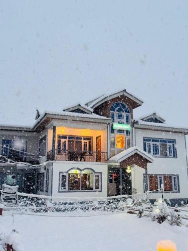 The Gulmarg Palace