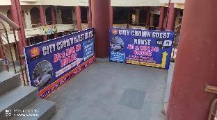 City crown guest house