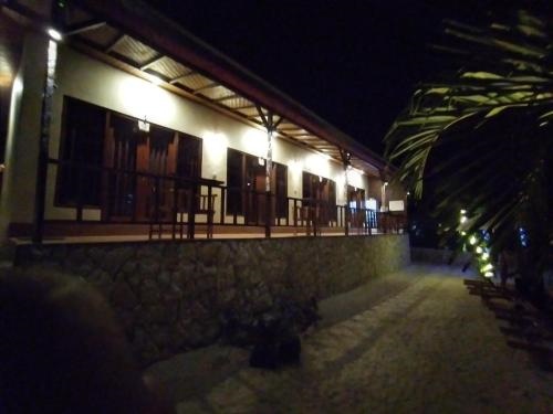 Double'A beach house