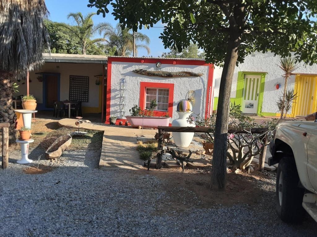 Kai-Oms Backpackers Lodge