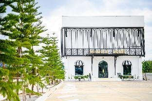 Marble Arch De Loei Hotel