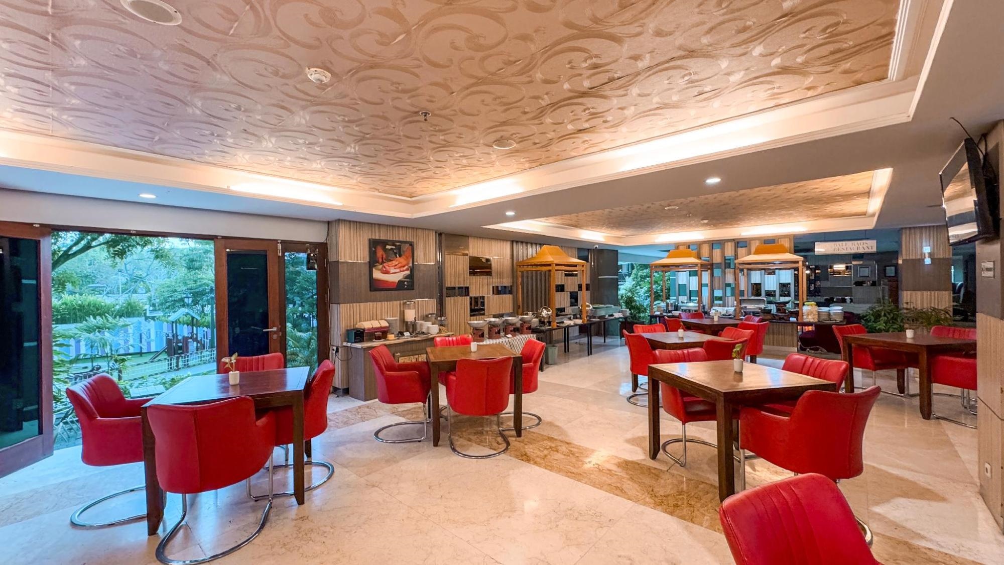 Lor International Hotel