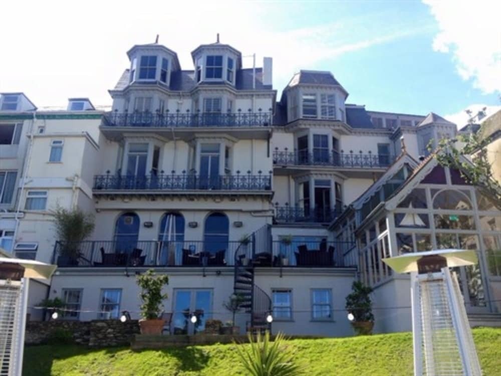 The Habit Boutique Rooms