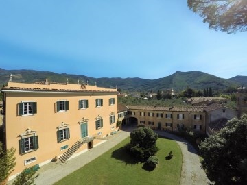 Agriturismo Villa Rosselmini - appartamenti per vacanze con piscina