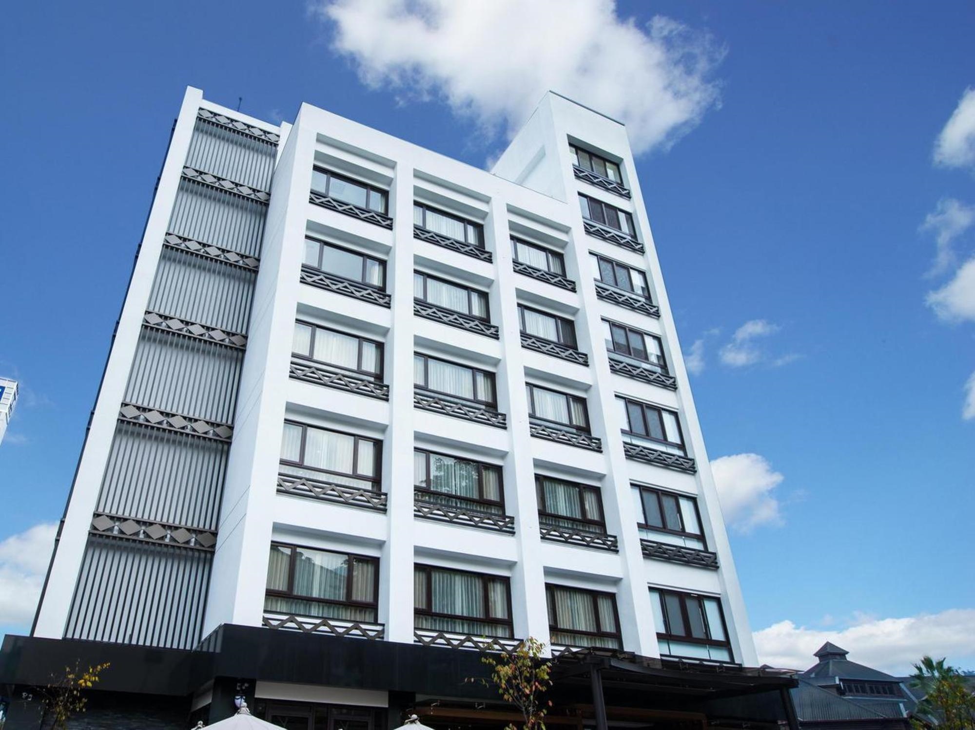 ???? - ??? (Lealea Hotel - Sun)