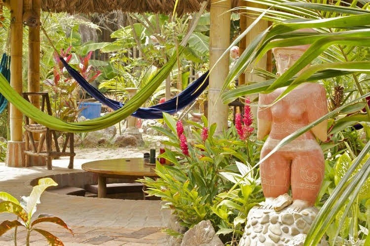 Hosteria Balsa Surf Camp