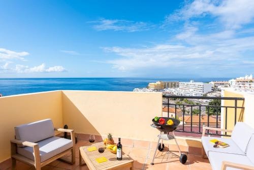 1314 FABULOUS 2 BEDROOM Accommodation ROOF TERRACE