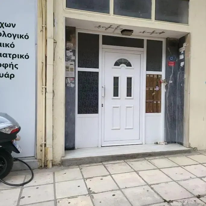 Beautiful Apartment In Veria