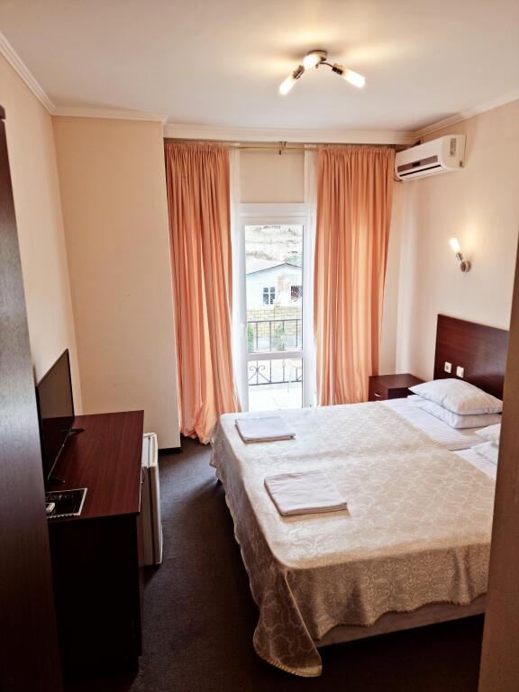 Tsarskaya Alleya Hotel