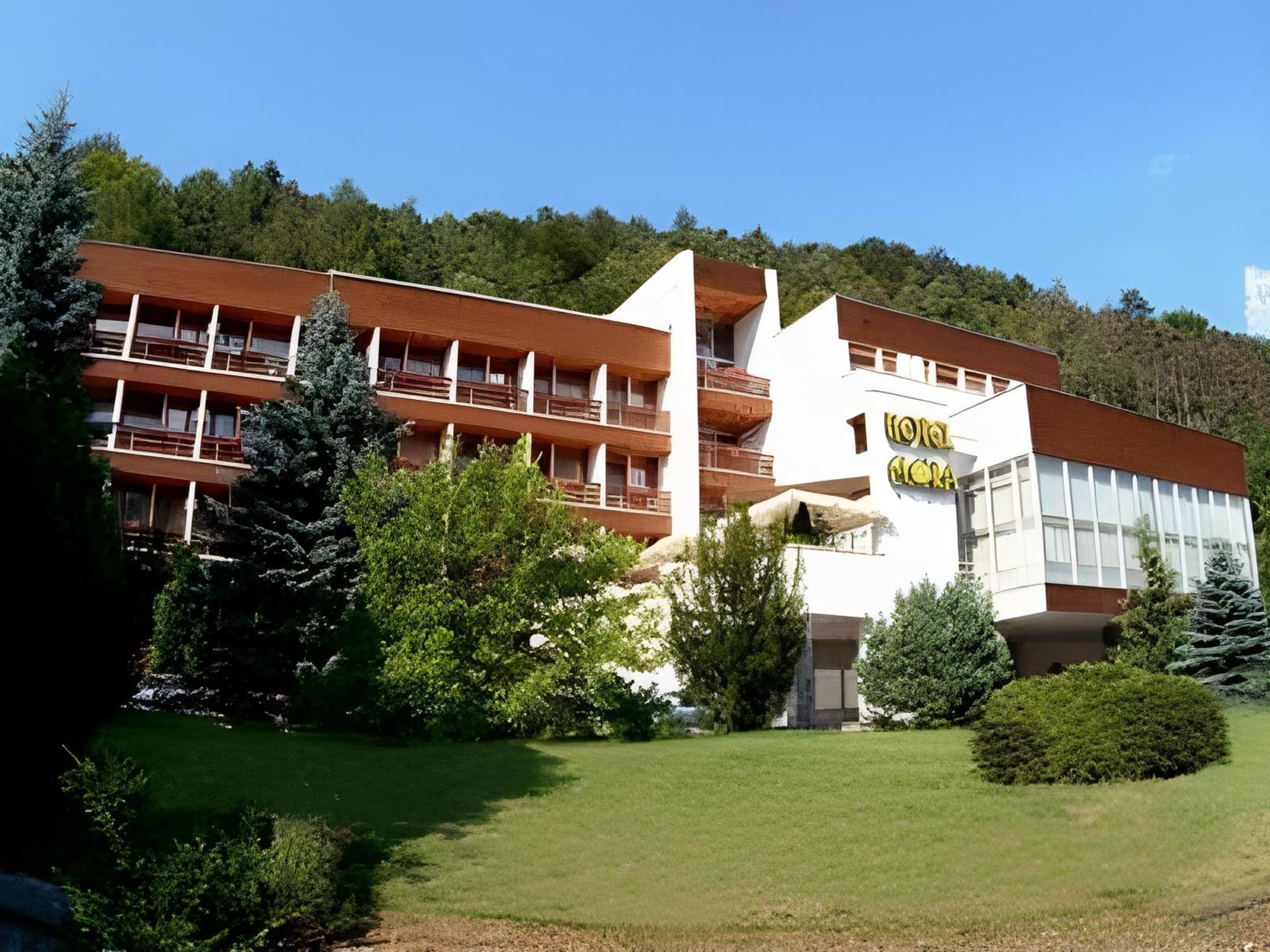 Hotel Flora, a.s.
