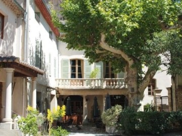 Logis Hotel le Manoir Rest. 