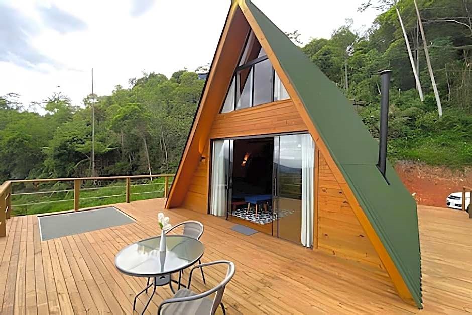 Chale dos Alpes 1 hidromassagem e Lareira