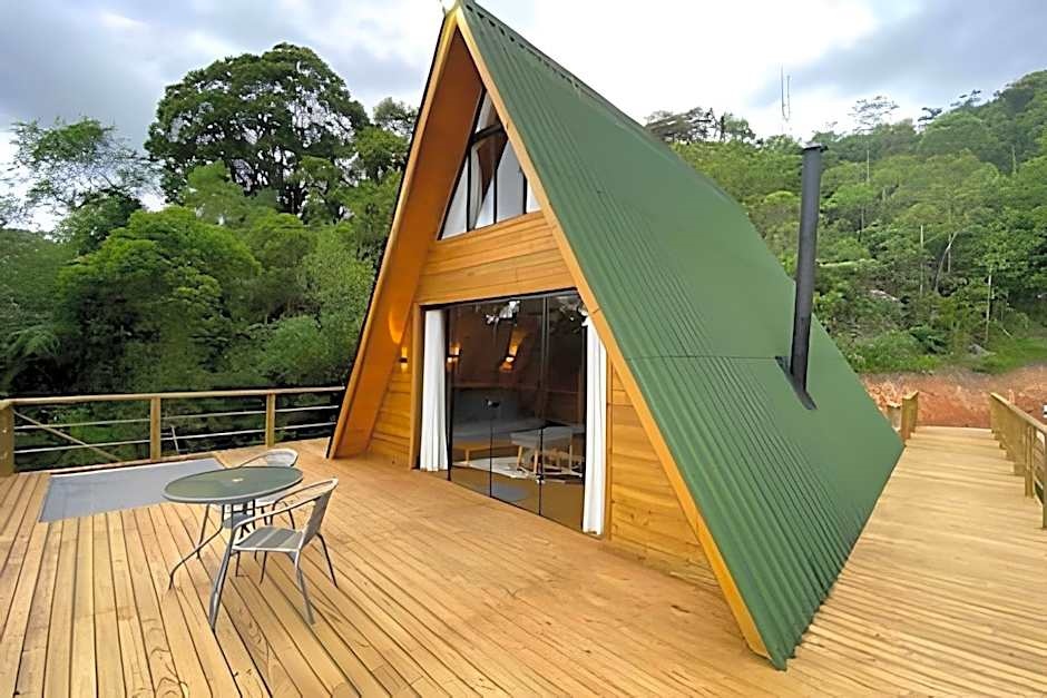 Chale dos Alpes 2 hidromassagem e Lareira