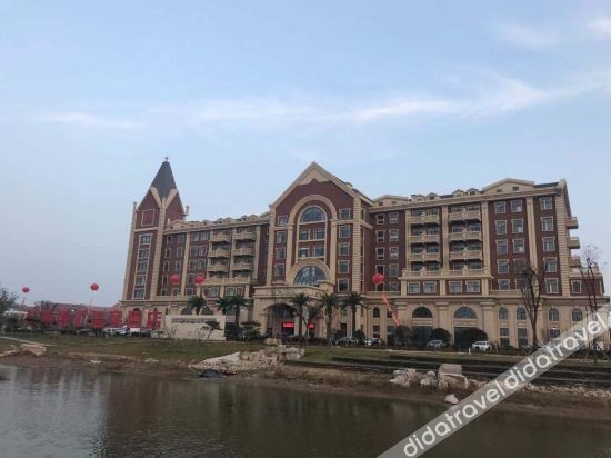 Hongrun Hot Spring Resort Hotel