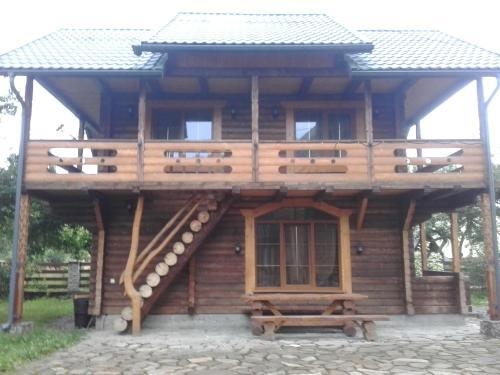 Cottage U Yaremy Mykulychyn