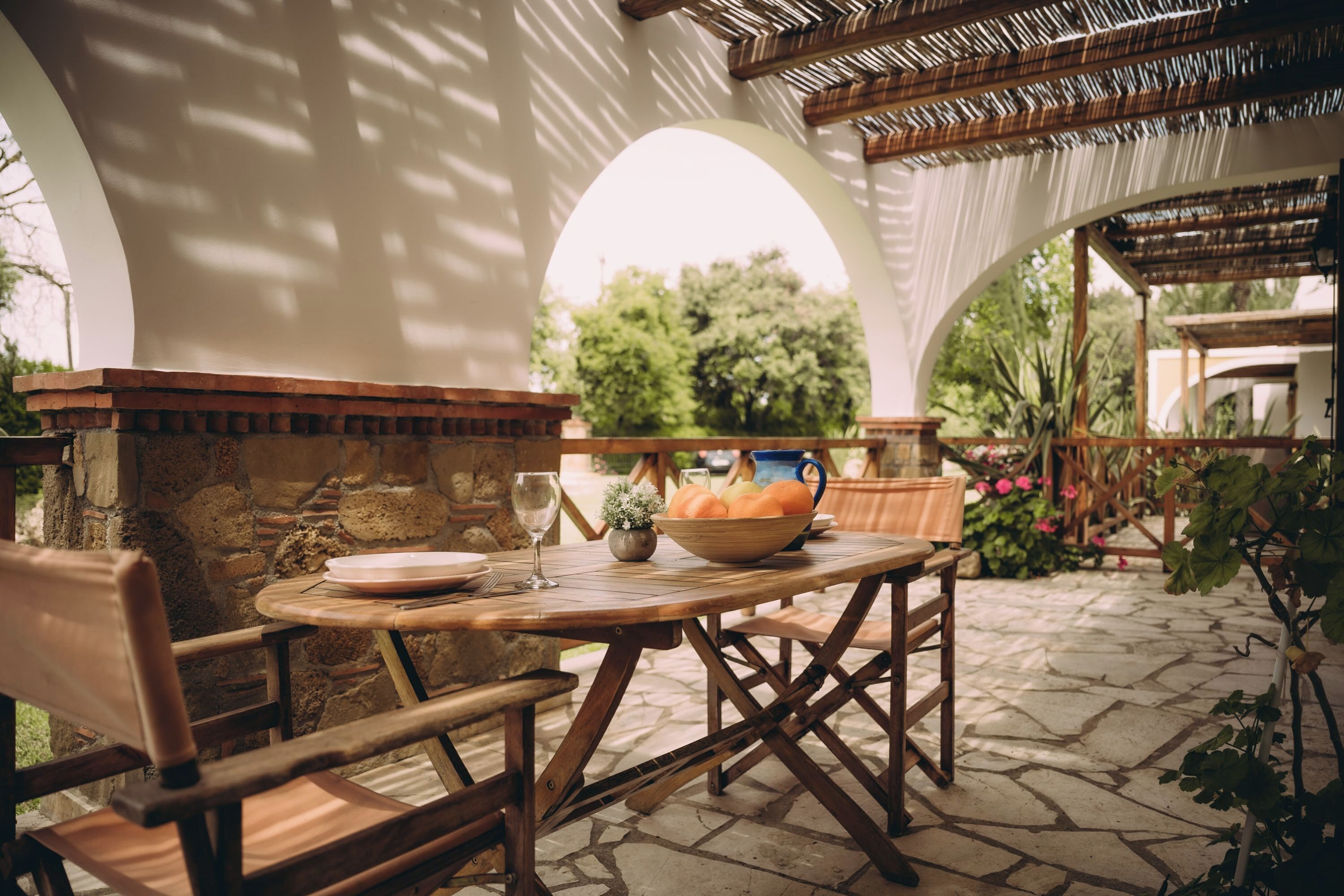 Trikalioti's Lush Estate Apt Arethousa