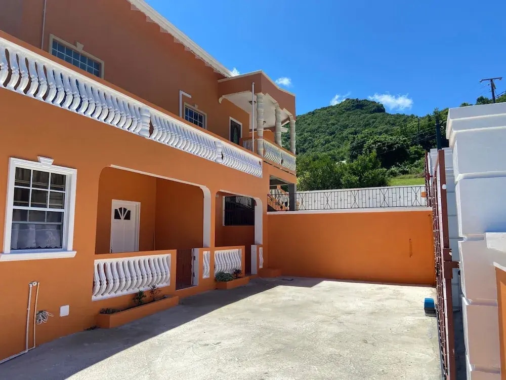 Condo in Gros Islet 10 Mins Drive to Beach