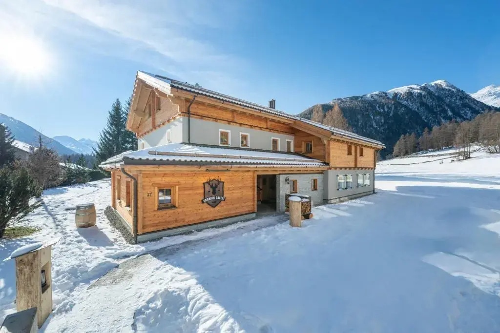 Engadin Chalet - Private Spa Retreat & Appart -St Moritz - Val Bever