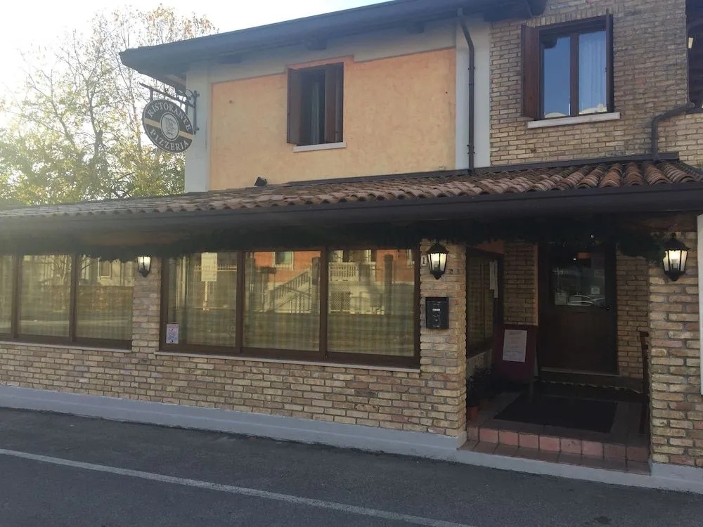 Hotel Ristorante La Stazione