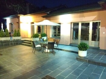 Apartamentos Turisticos Arcos del Esva