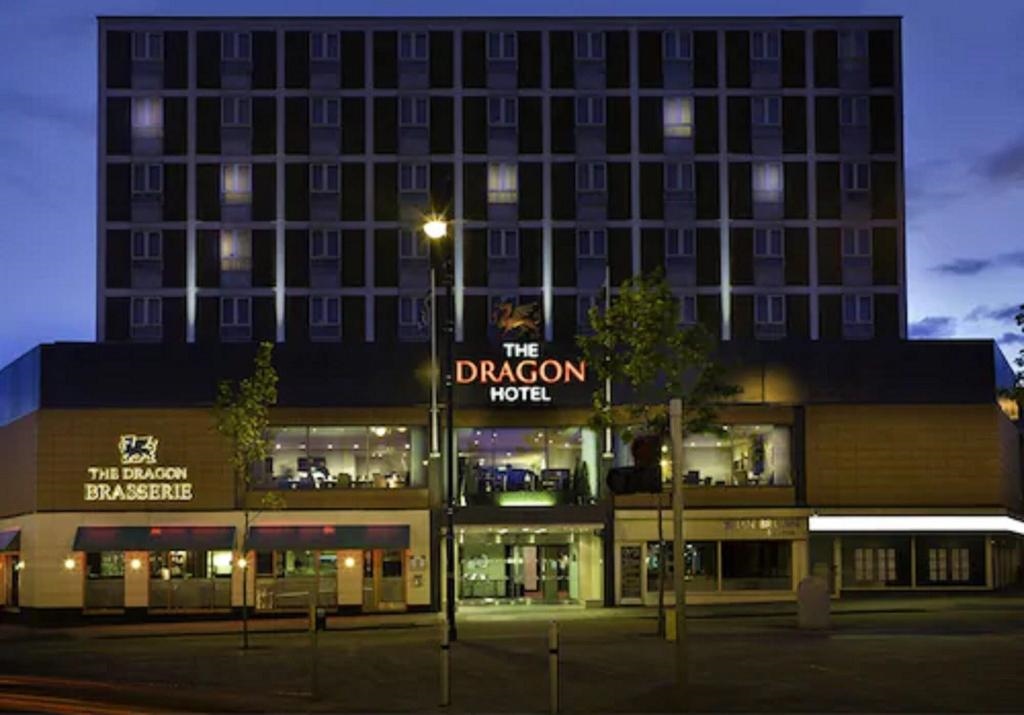 Dragon Hotel
