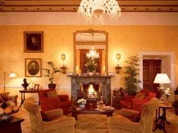 Hotel Longueville House