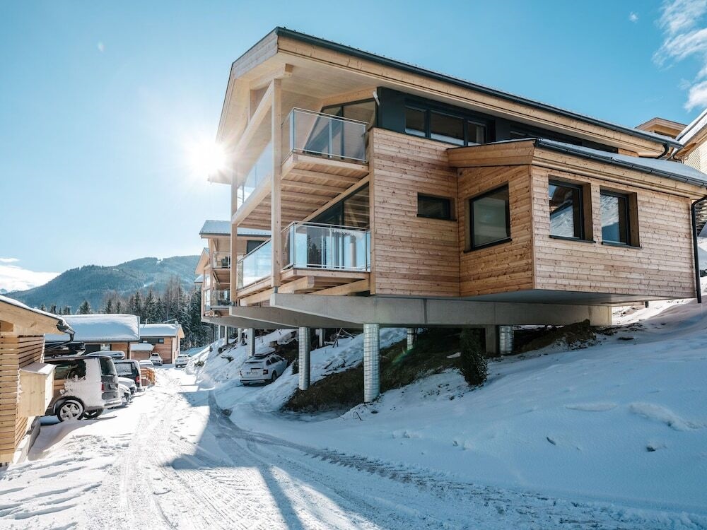 Chalet With Panoramic Sauna
