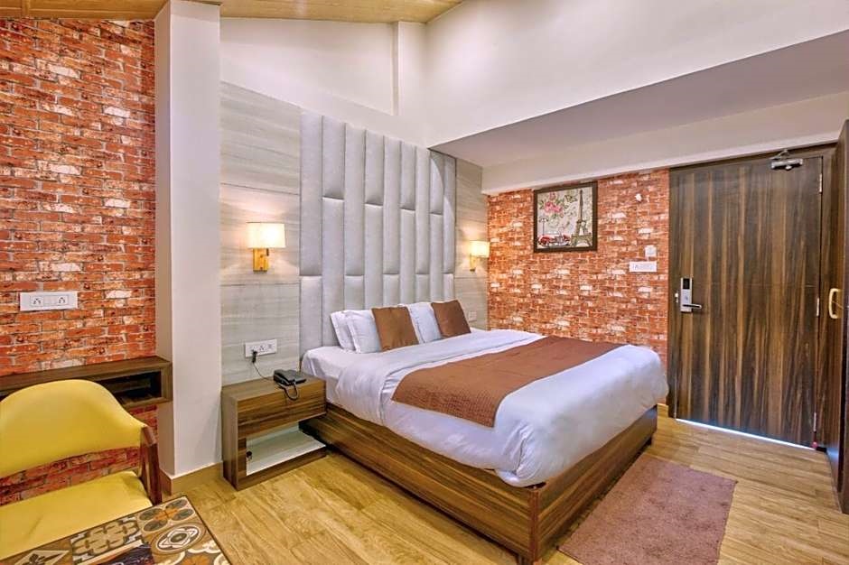 hotel sainison manali