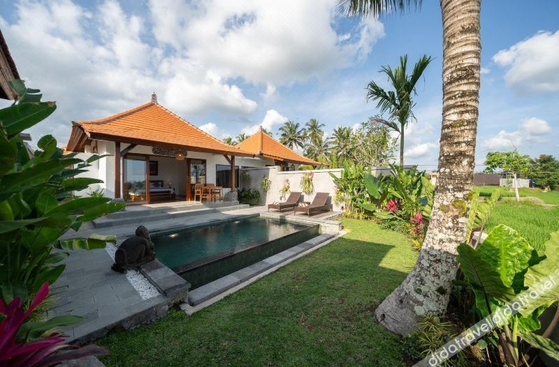 Kaki Uma Villa