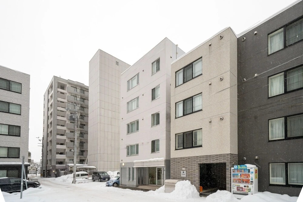 Court Villa Sapporo 403