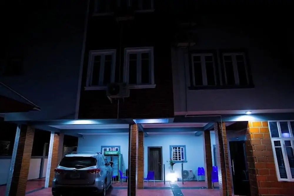 D.T Homes Luxury Apartment