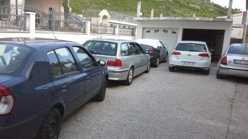 Apartments Anini Dvori