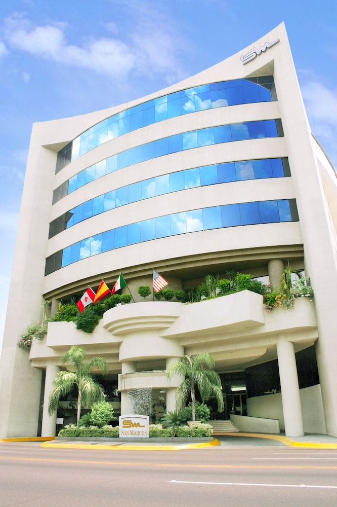 Hotel San Marcos Grand