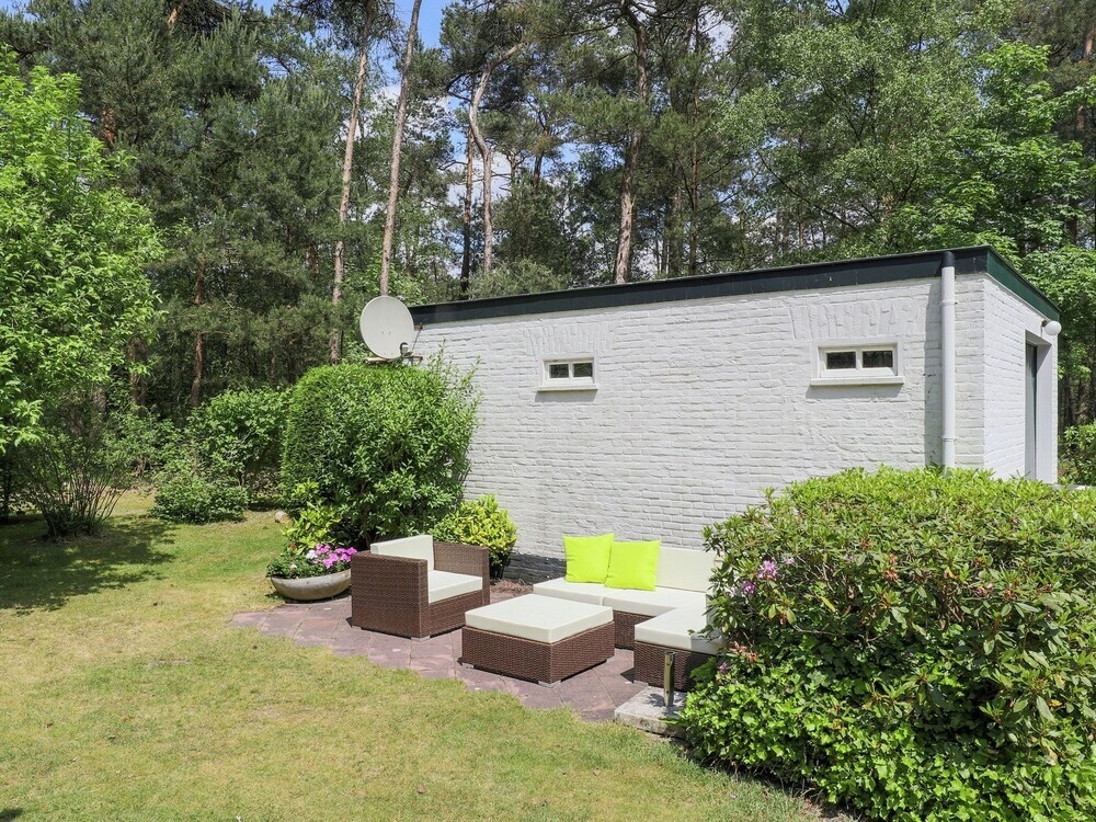 Holiday Home in Huijbergen With Garden