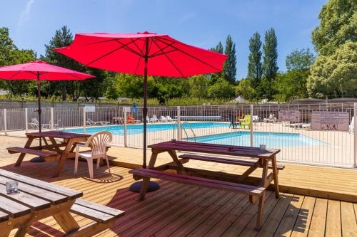 Camping De La Baie De Térénez